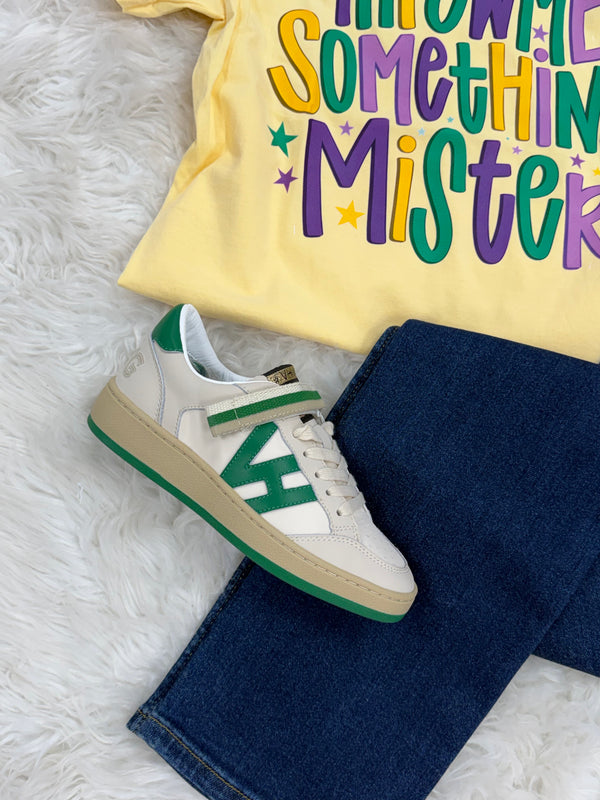 Throw Me Something Mardi Gras Graphic Tee