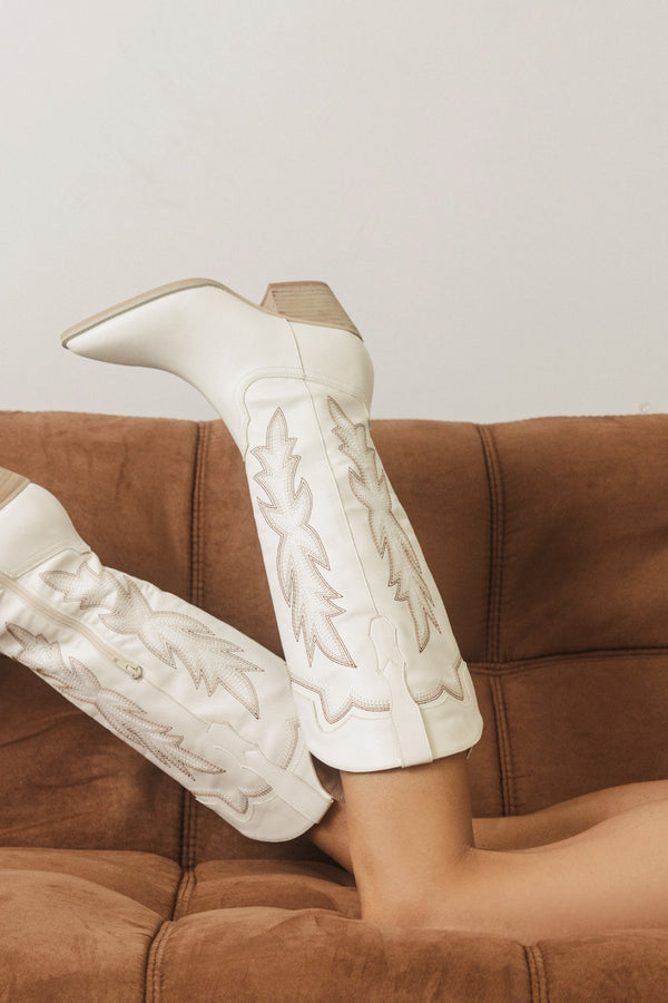 The Ainsley - Embroidered Cowboy Boot