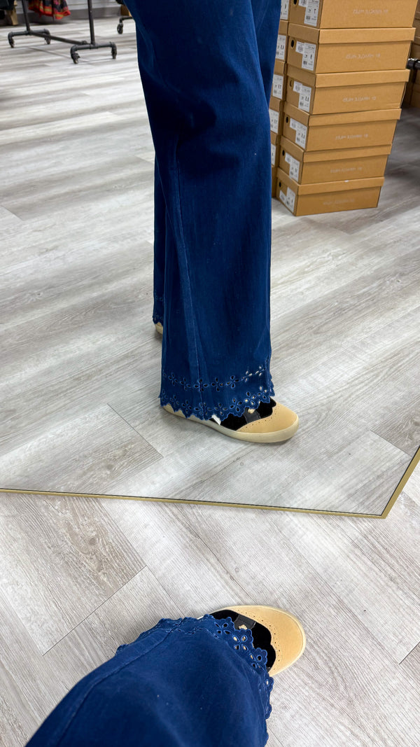 Days With You Embroidery Detail Pants - Dark Denim