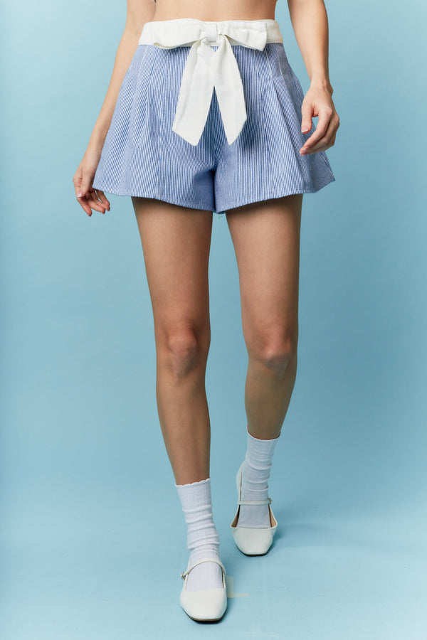 Solid Waist Band With Bow Detail Stripe Shorts