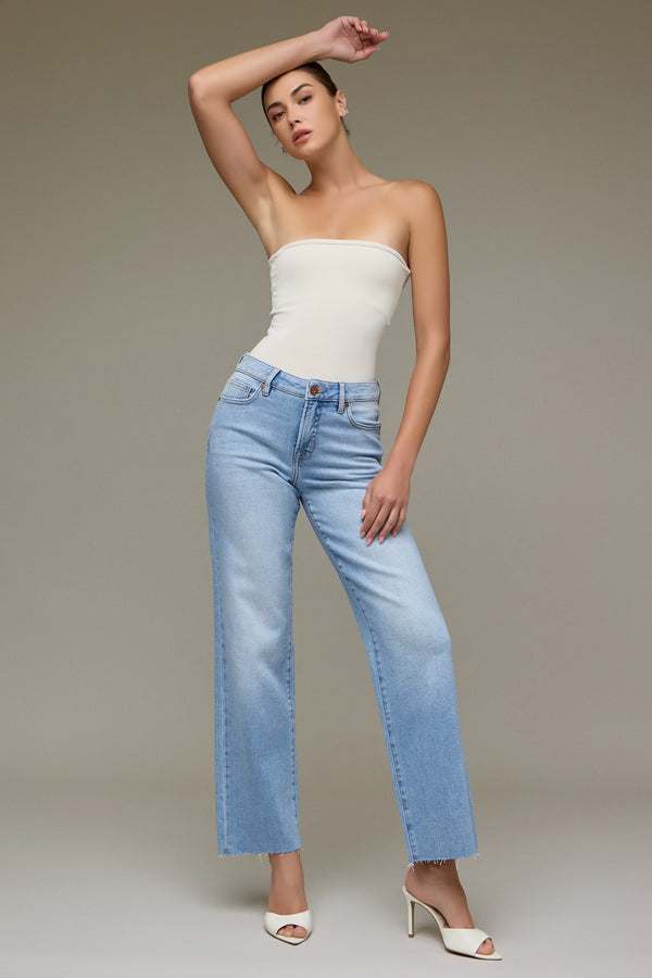 The Lauren | Medium Light Clean Stretch Classic Straight | HIDDEN DENIM