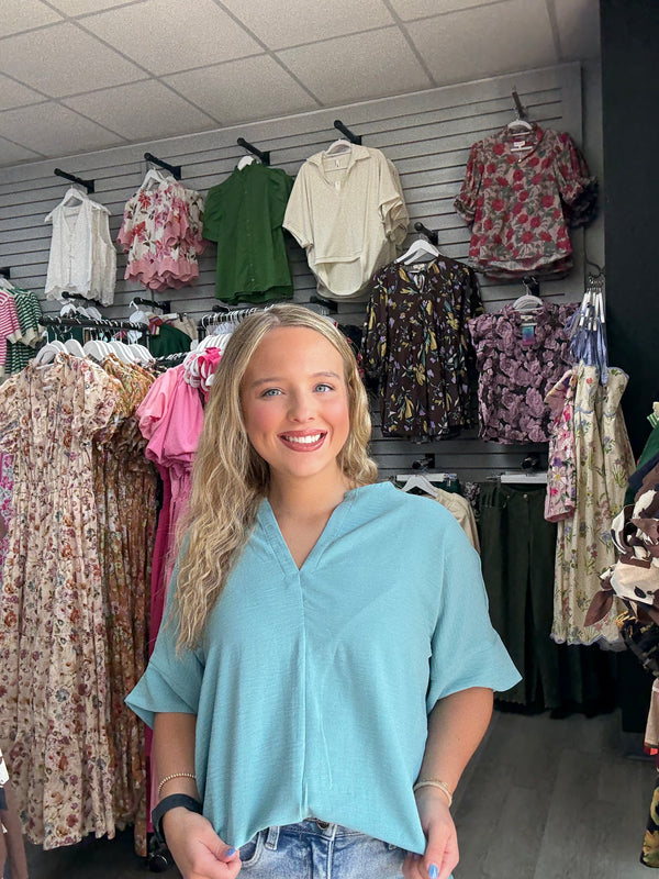 Airflow Split Neck Short Sleeve Top