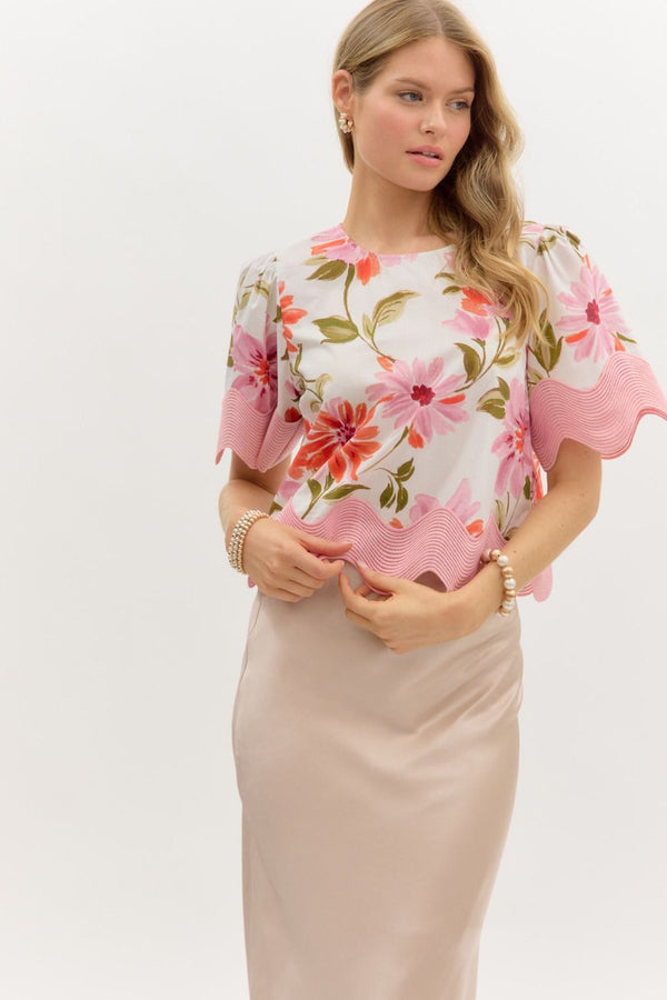 Soft Bloom Scallop Top
