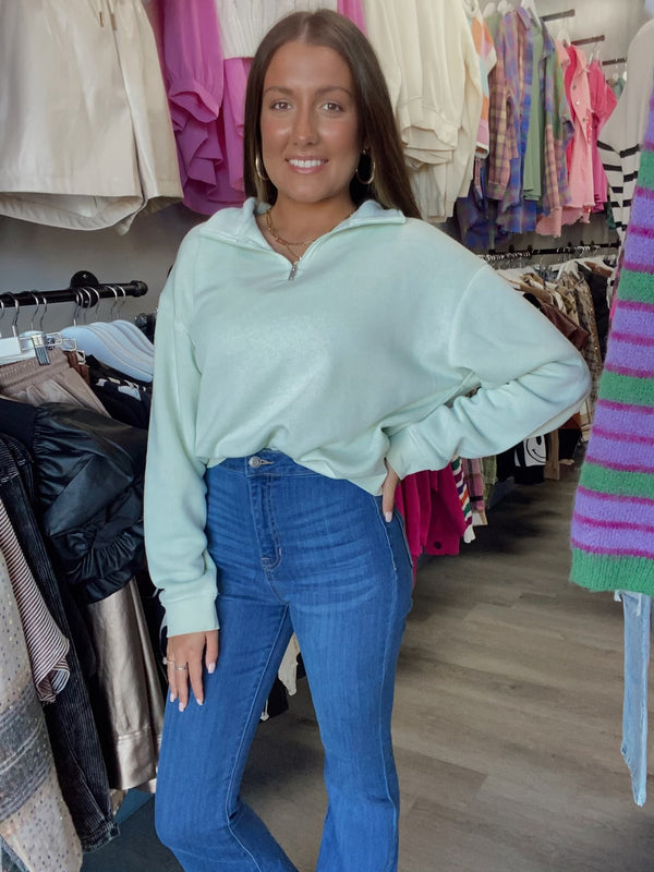 Mineral Wash Quarter Zip