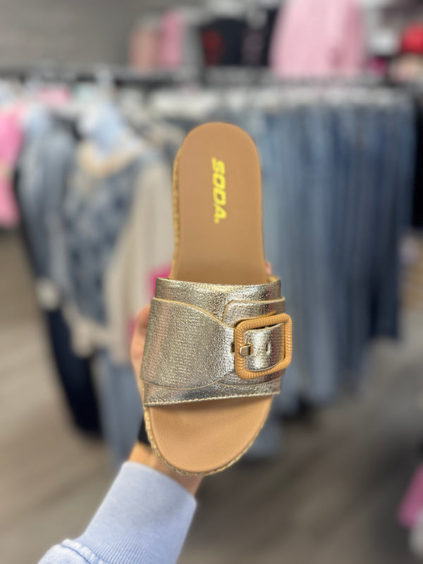 Lulah Platform Sandal Gold