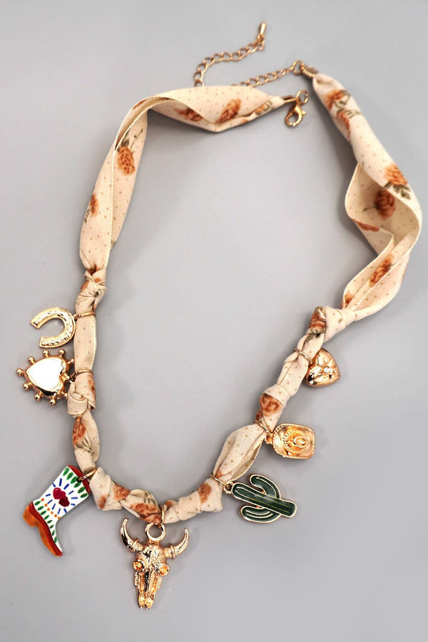 SCARF CHARM NECKLACE-BOOT CACTUS HAT HEART | 80N92365
