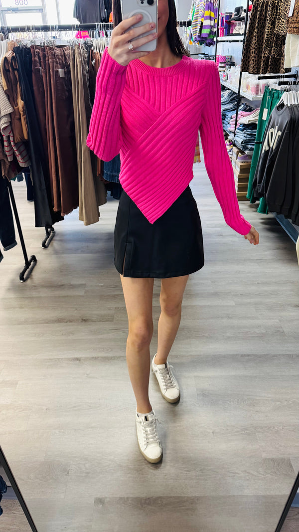 ASYMMETRICAL HEM SWEATER TOP vendor detail info