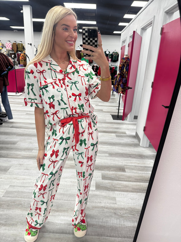 Midnight Bow Christmas Edition Ruffle