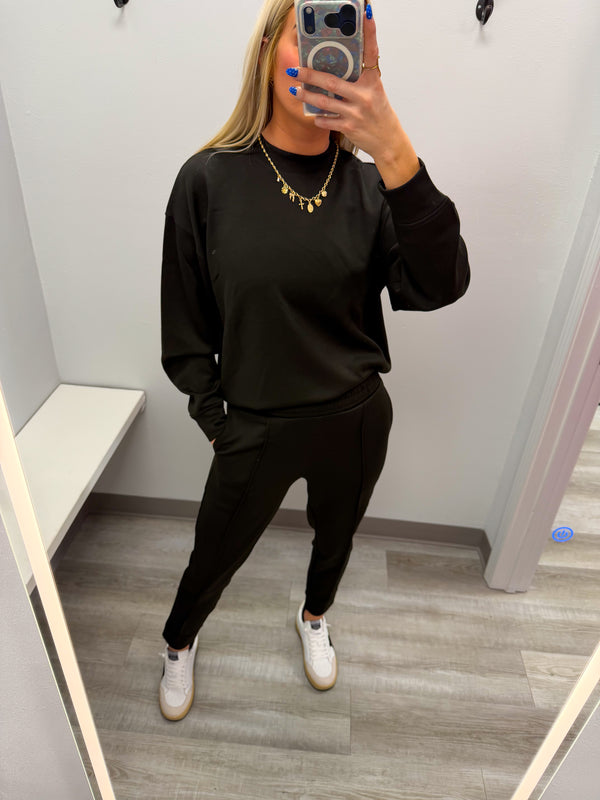 Cloud Nine Mockneck Set | Black