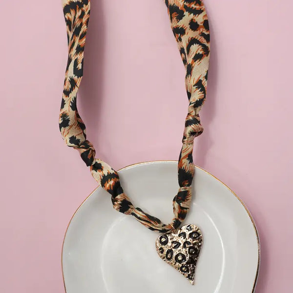 HANDMADE SCARF CHARM NECKLACE