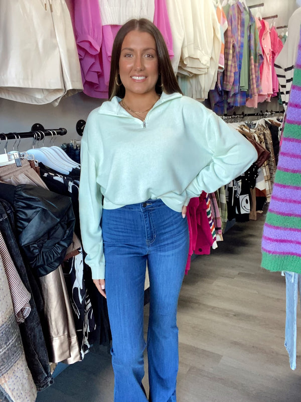 Mineral Wash Quarter Zip