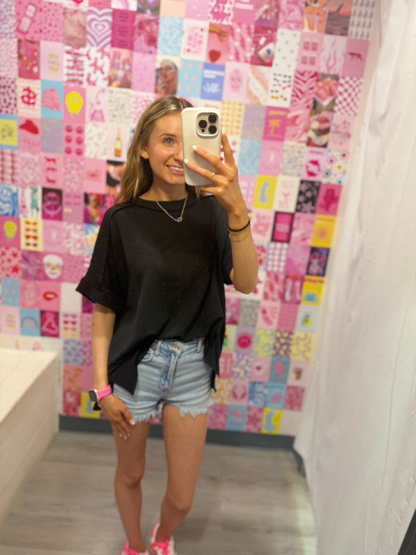 Corded Rib Short Cuff Sleeve Raw Edge Top