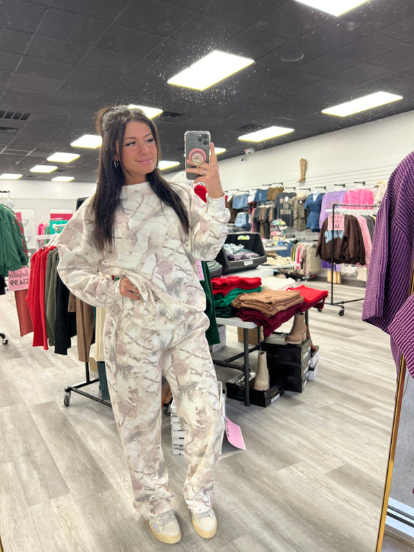 Fleece Camo Sweatpants | White