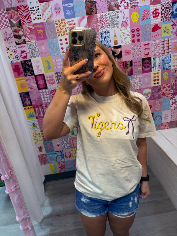 Tiger Embroidery Bow Tee Ivory