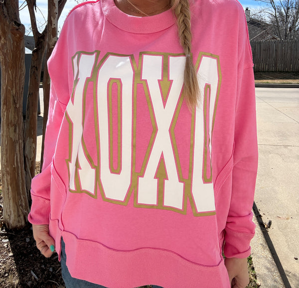 XOXO Oversized Pullover