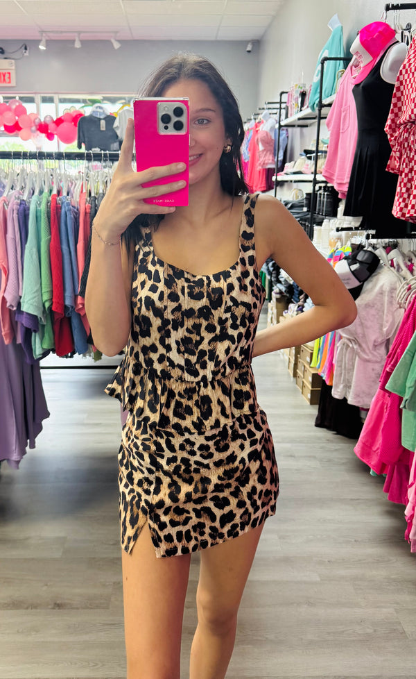 Leopard Ruffle Sleeveless Top