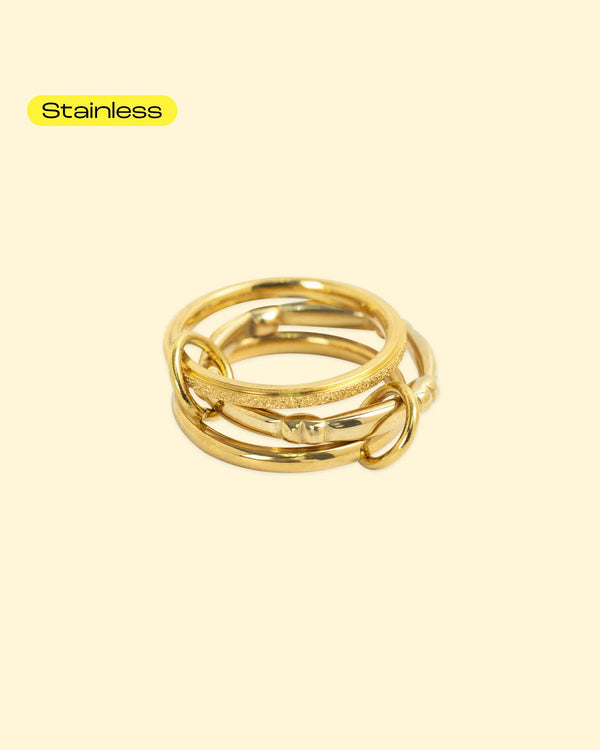 Stainless Sculpted Shimmering Interlocking Ring | 2 Options