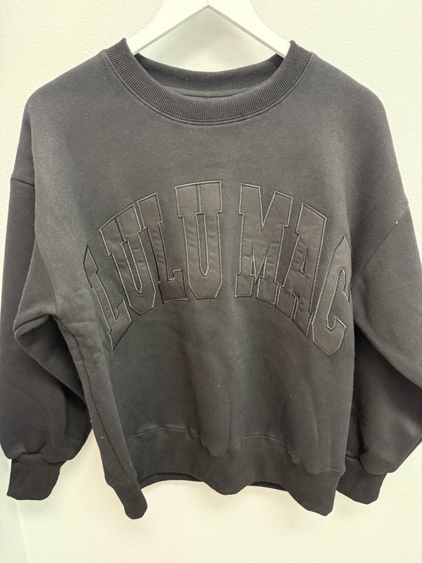 Monochromatic Sweatshirt | Black | LULU MAC