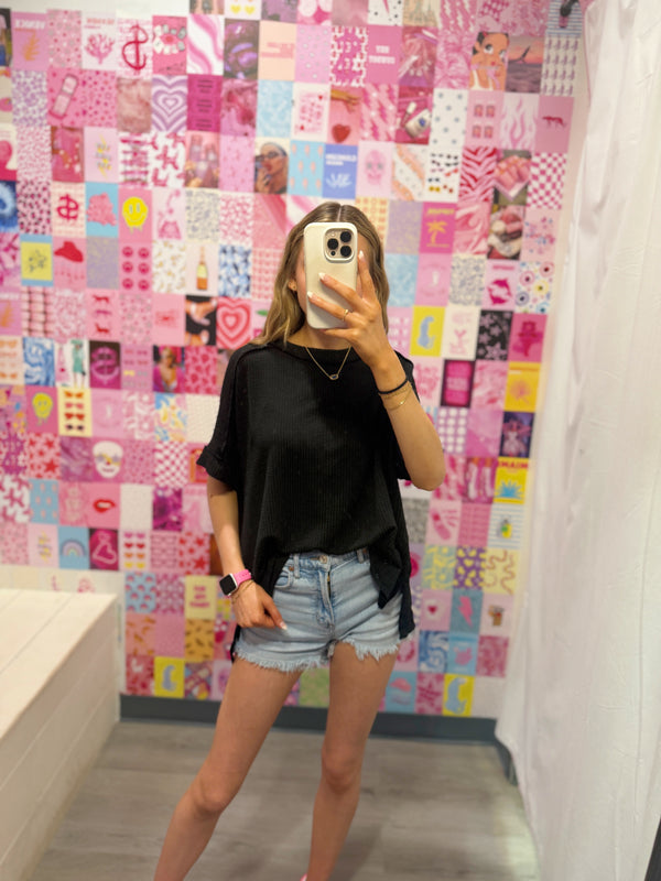 Corded Rib Short Cuff Sleeve Raw Edge Top