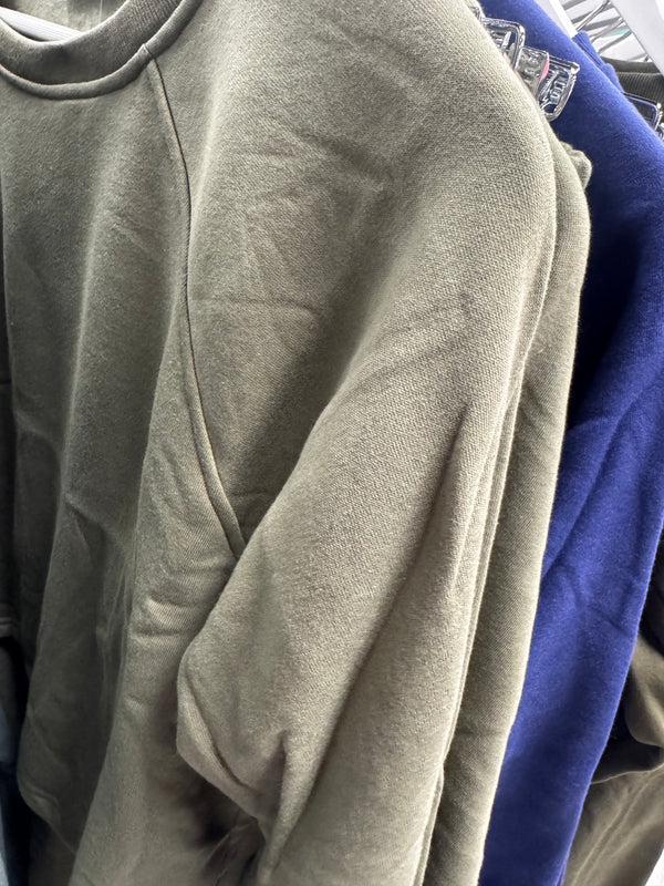 Christmas Deals | Fleece Raglan Sleeve Pullover & Sweatpants Set