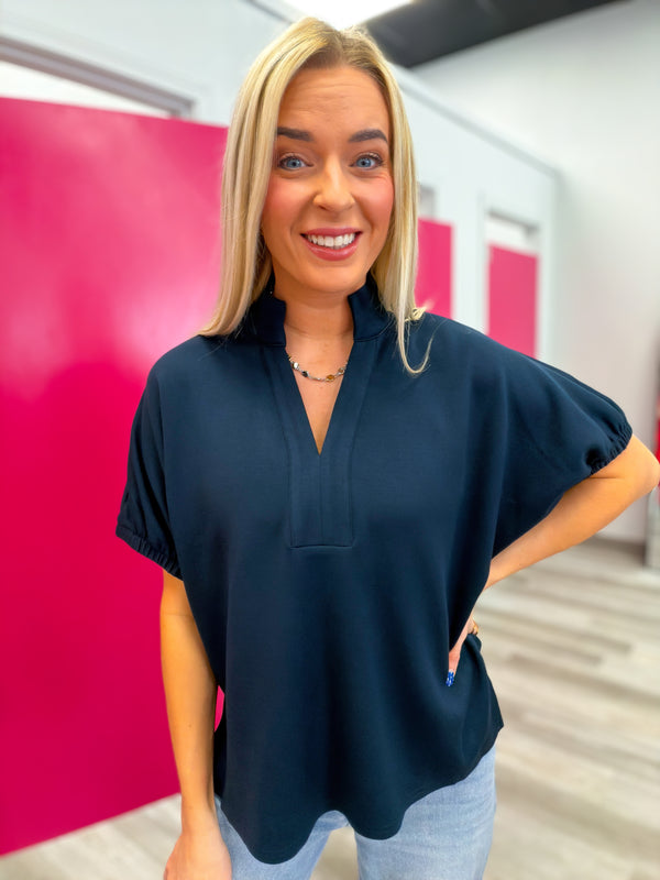 Can't Let Go Of You Collar Top | Navy