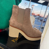 The Clue Bootie