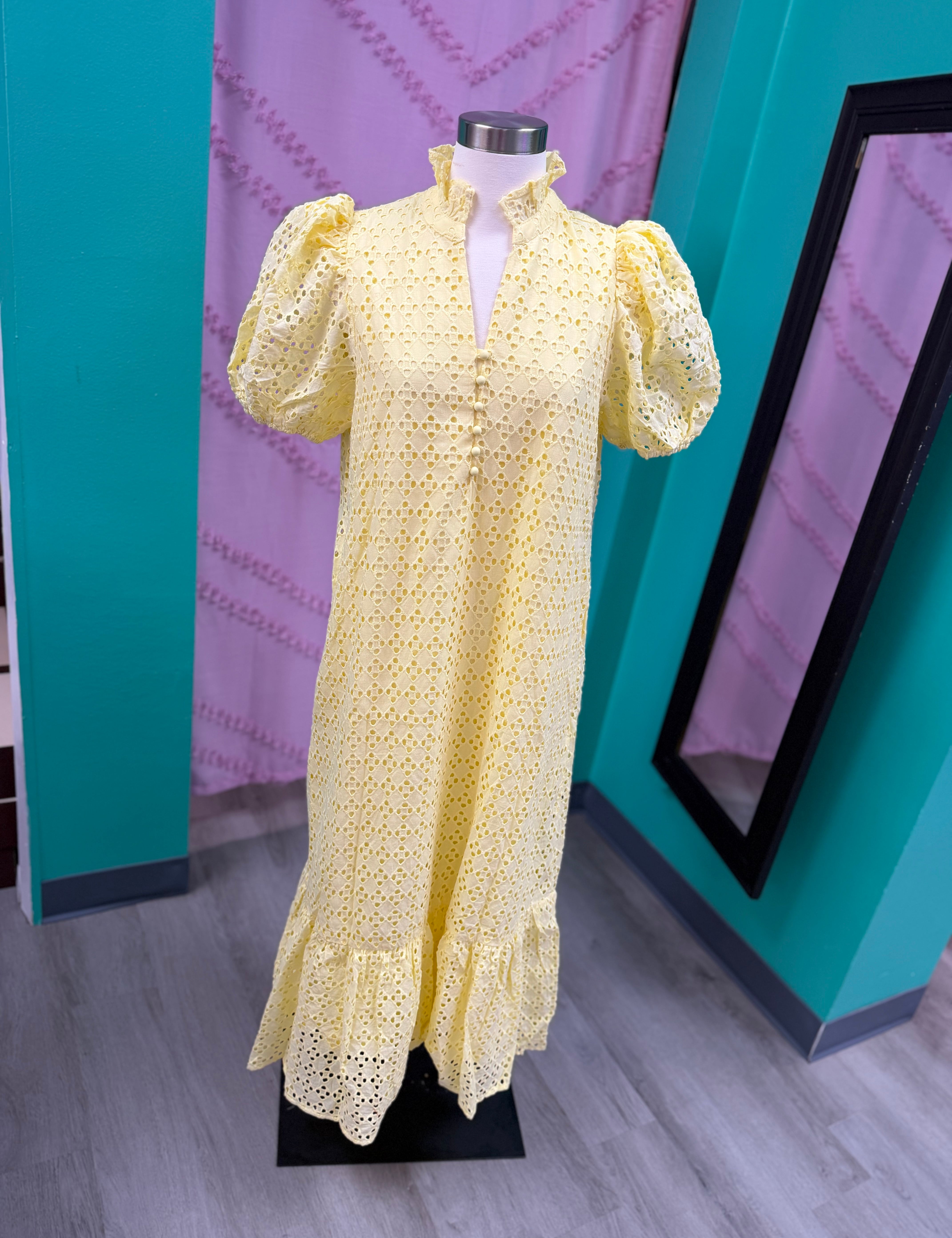 Sweet Escape Eyelete Mid Dress