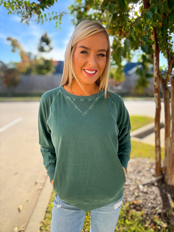 BLACK FRIDAY | SOFT PULLOVER SWEATSHIRT WITH POCKETS  |