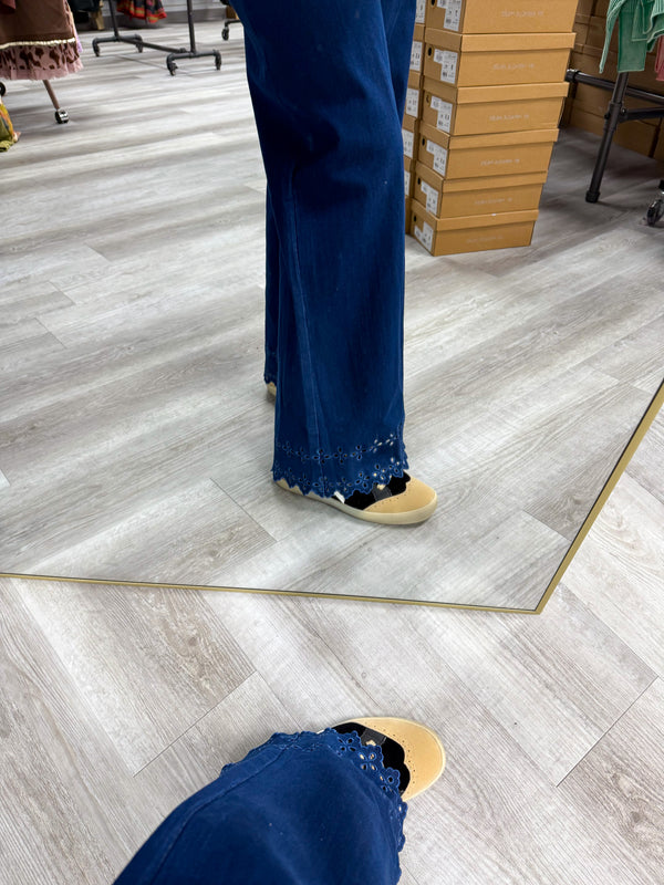 Days With You Embroidery Detail Pants - Dark Denim