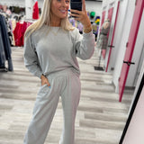 Savage Deals | Fleece Raglan Sleeve Pullover & Sweatpants Set