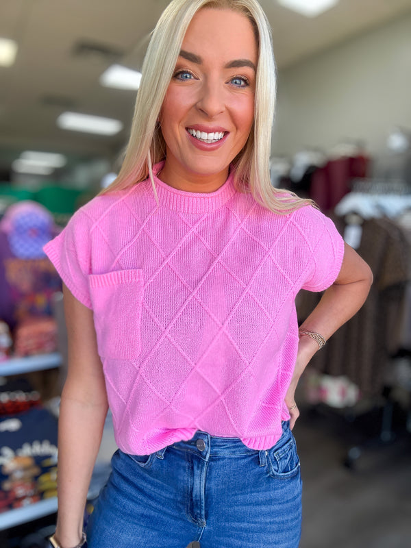 Pink Diamond Pattern Short Sleeve Pocket Detail Sweater