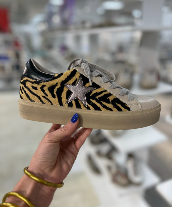 Walk Like a Tiger - Reba Sneaker