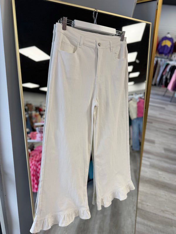 Go With It Ruffle Hem Pant | White