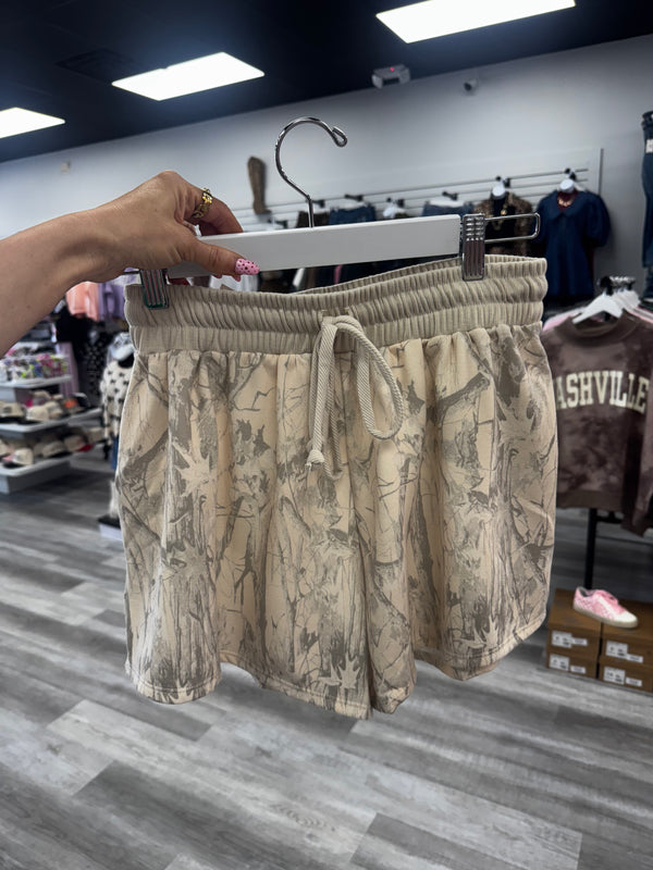 Camo Flowy Swing Shorts