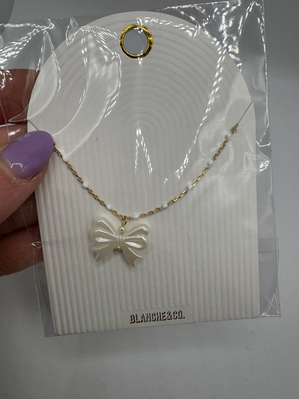 Cream Bow Necklace