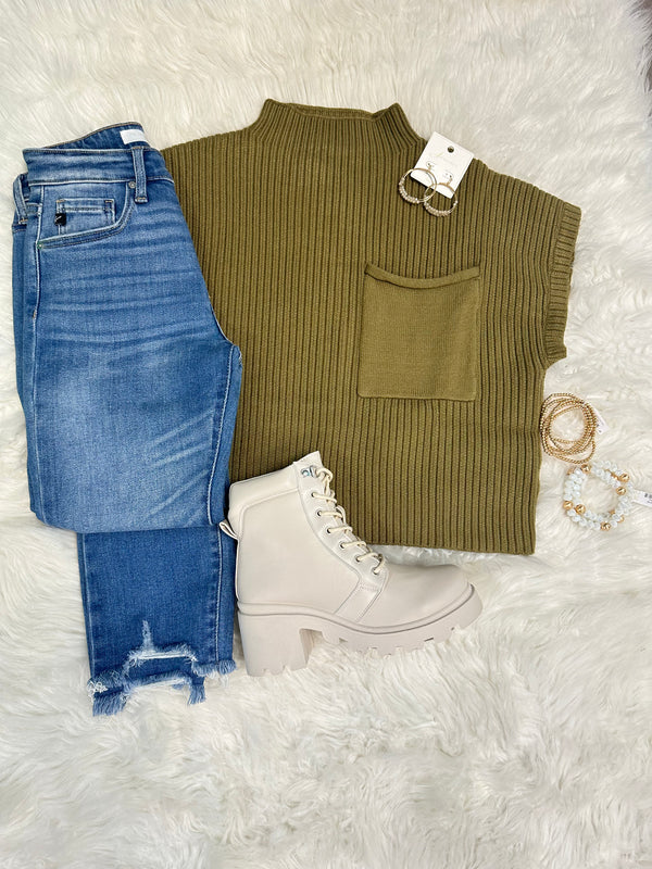 Fall In Love Cropped Sweater Top - Olive