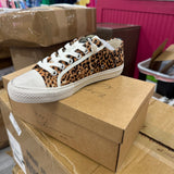Alive 77 Leopard
