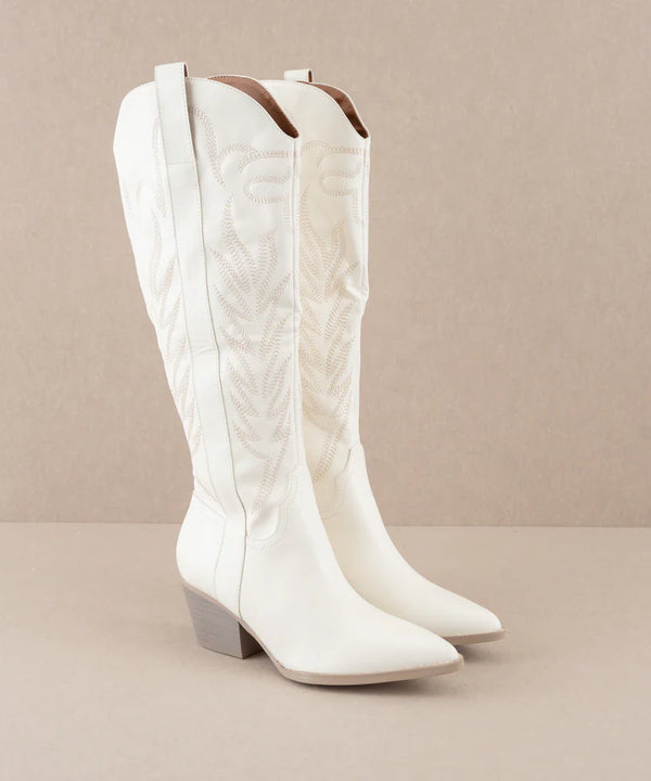 Walkin' Down Broadway White Cowgirl Boots