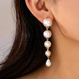 Linear Gradual Pearl Drop Earring | 80E61764