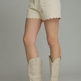 The Sweet Scallop Shorts | Sand